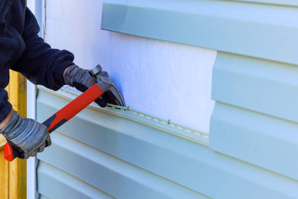 Reliable Emergency Siding Repair contractor in Gold Hill, OR by Creative Siding
